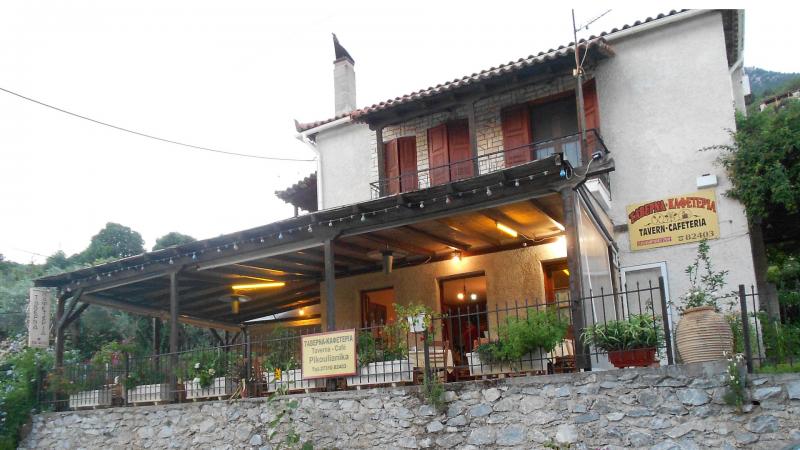 ΤΑΒΕΡΝΑ ΠΙΚΟΥΛΙΑΝΙΚΑ ΜΥΣΤΡΑΣ ΛΑΚΩΝΙΑ